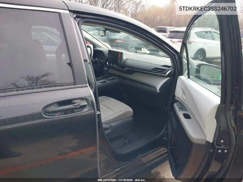 5TDKRKEC3SS246702 2025 Toyota Sienna Le