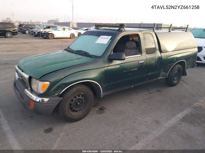 4TAVL52N2YZ661258 2000 Toyota Tacoma