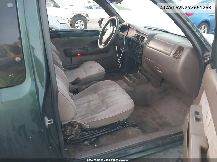 4TAVL52N2YZ661258 2000 Toyota Tacoma