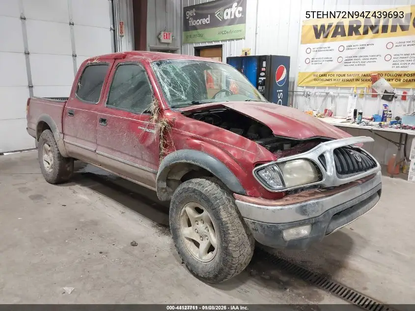 5TEHN72N94Z439693 2004 Toyota Tacoma Base V6