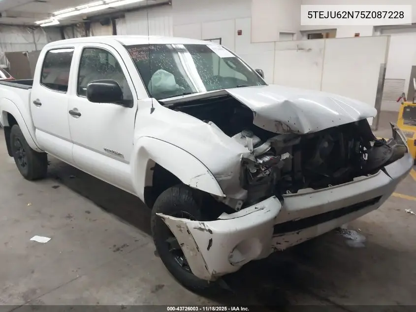 5TEJU62N75Z087228 2005 Toyota Tacoma Prerunner V6