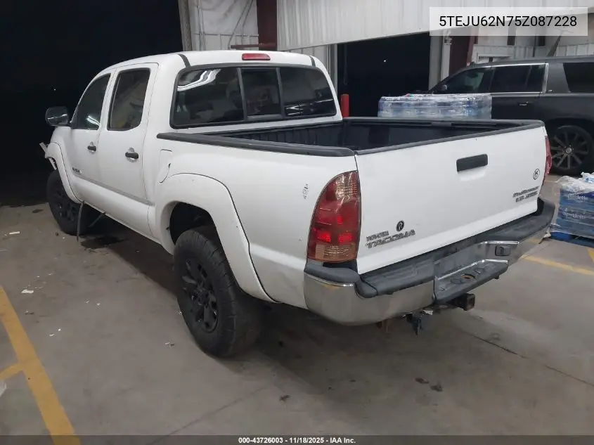5TEJU62N75Z087228 2005 Toyota Tacoma Prerunner V6