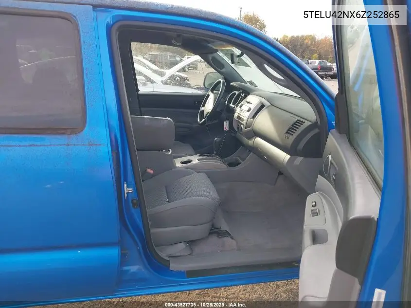 5TELU42NX6Z252865 2006 Toyota Tacoma Base V6