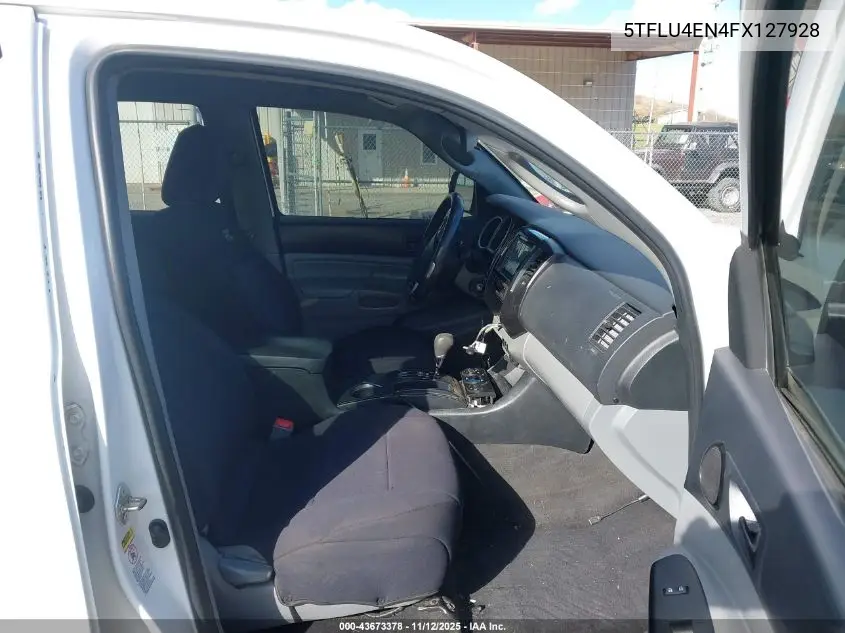 5TFLU4EN4FX127928 2015 Toyota Tacoma Base V6