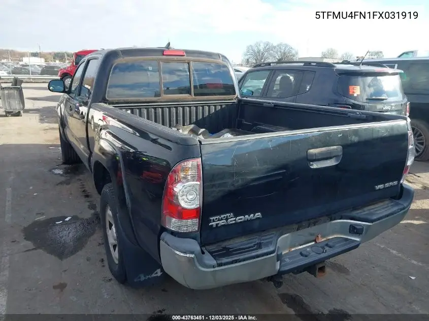 5TFMU4FN1FX031919 2015 Toyota Tacoma Base V6