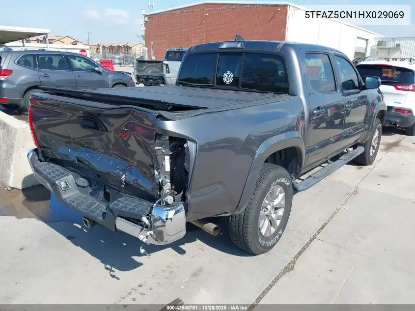 5TFAZ5CN1HX029069 2017 Toyota Tacoma Sr5 V6