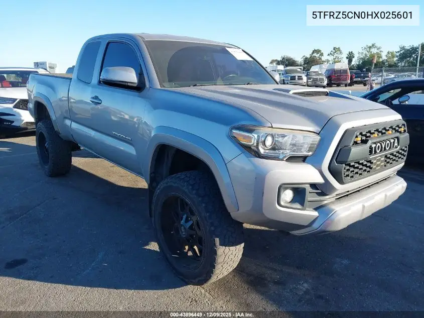 5TFRZ5CN0HX025601 2017 Toyota Tacoma Trd Sport