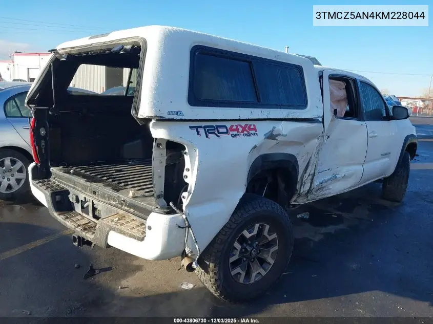 3TMCZ5AN4KM228044 2019 Toyota Tacoma Trd Off Road