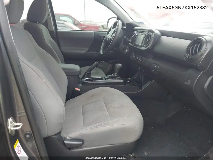 5TFAX5GN7KX152382 2019 Toyota Tacoma Sr