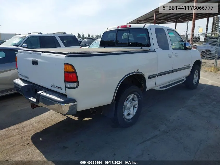 2000 Toyota Tundra Sr5 V8 VIN: 5TBBT4411YS066777 Lot: 40338454