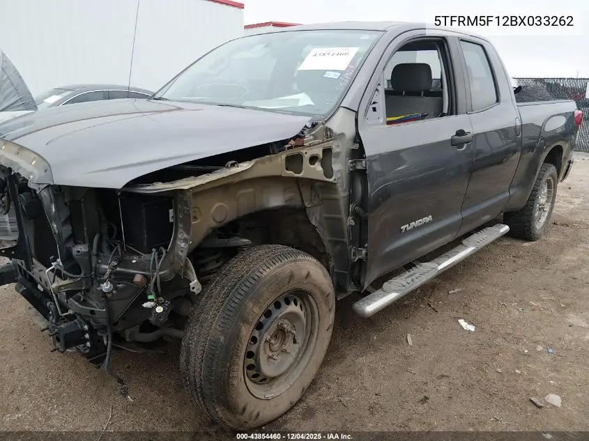 5TFRM5F12BX033262 2011 Toyota Tundra Grade 4.6L V8