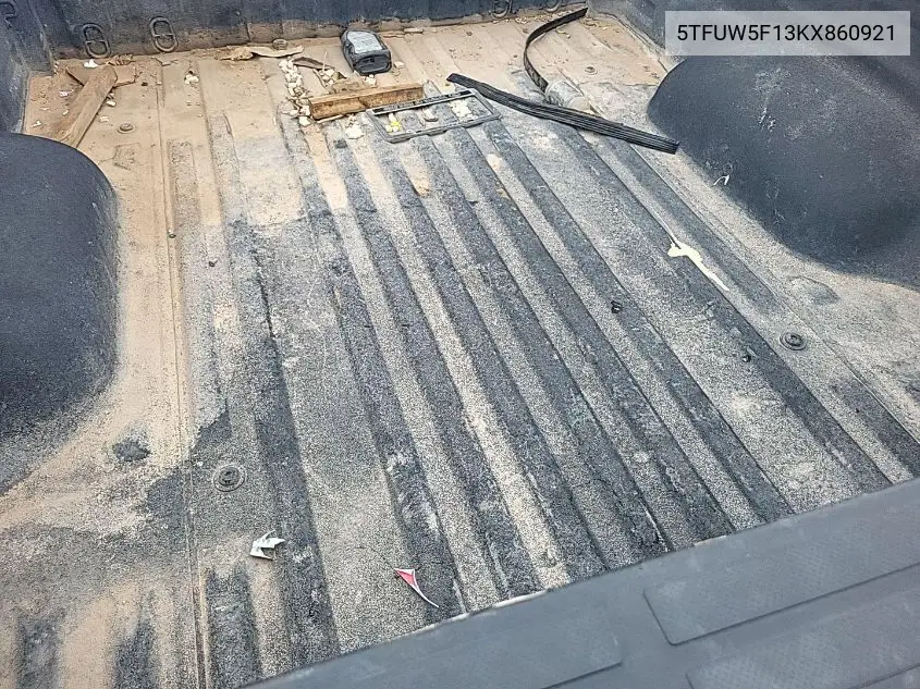 5TFUW5F13KX860921 2019 Toyota Tundra Sr5 5.7L V8