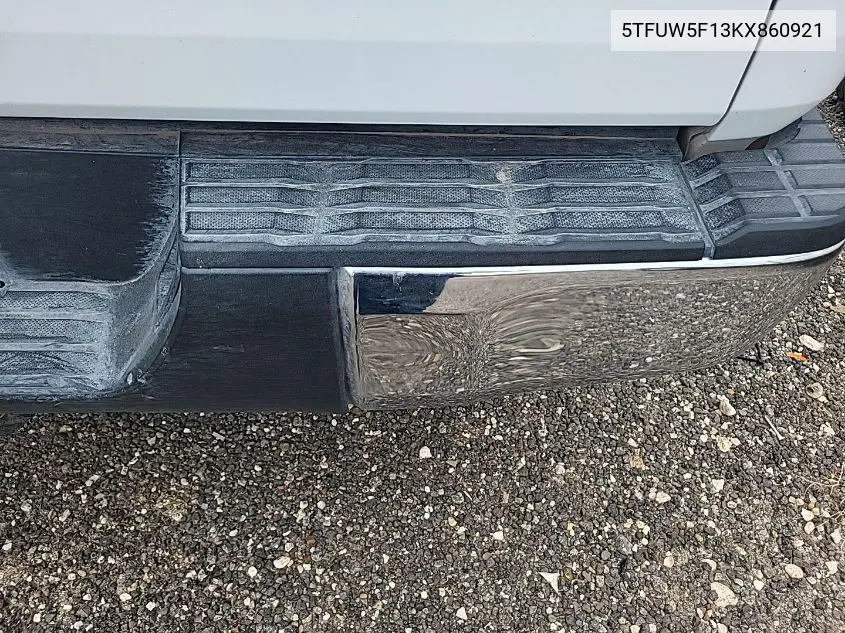 5TFUW5F13KX860921 2019 Toyota Tundra Sr5 5.7L V8