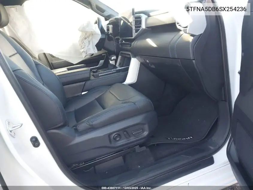 5TFNA5DB6SX254236 2025 Toyota Tundra Platinum