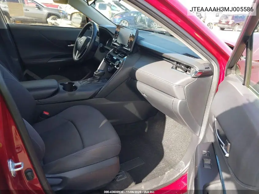 JTEAAAAH3MJ005586 2021 Toyota Venza Le