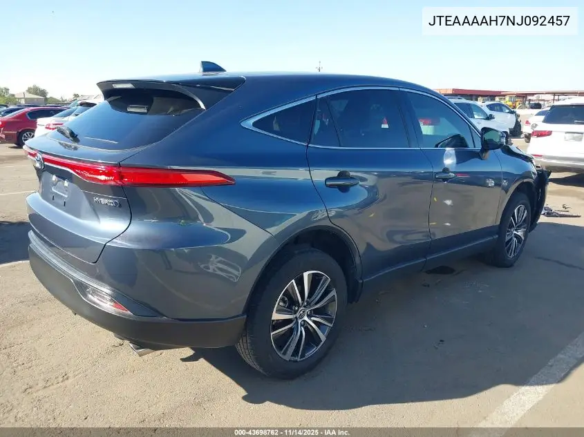 JTEAAAAH7NJ092457 2022 Toyota Venza Le