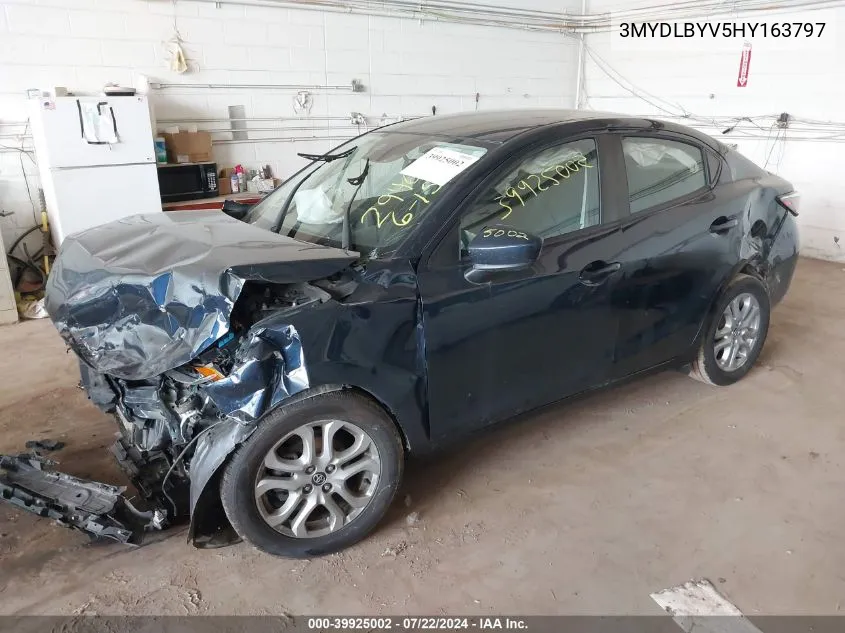 3MYDLBYV5HY163797 2017 Toyota Yaris Ia