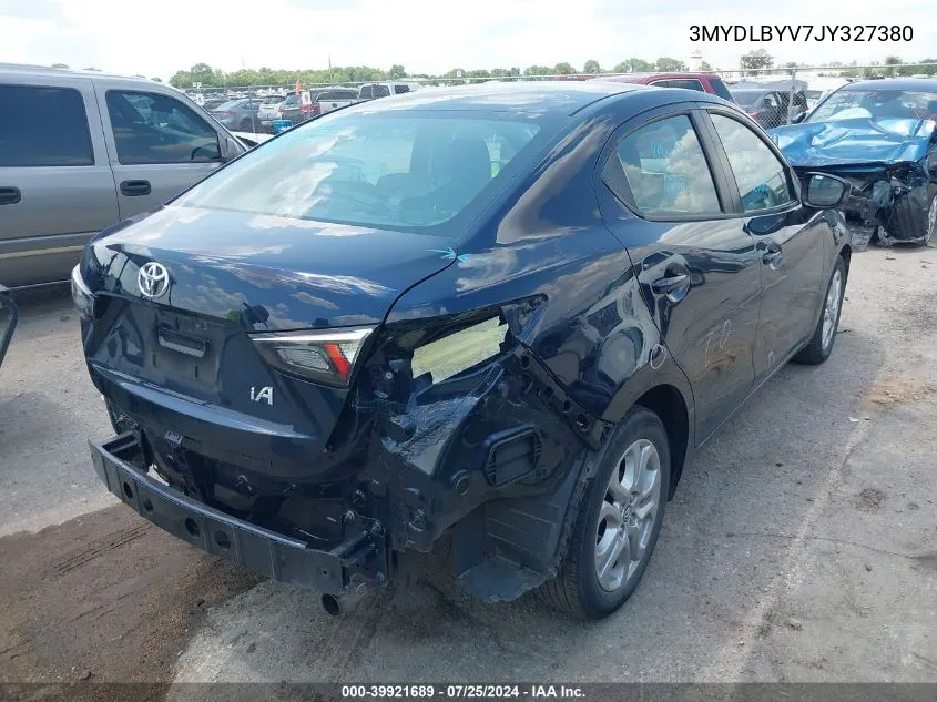 3MYDLBYV7JY327380 2018 Toyota Yaris Ia