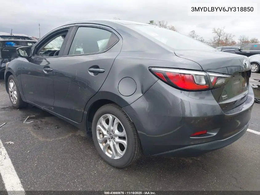 3MYDLBYV6JY318850 2018 Toyota Yaris Ia