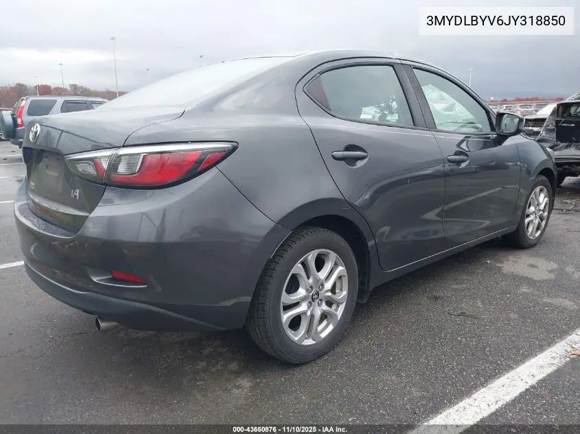 3MYDLBYV6JY318850 2018 Toyota Yaris Ia
