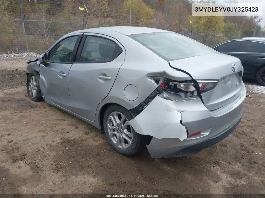 3MYDLBYV0JY325423 2018 Toyota Yaris Ia