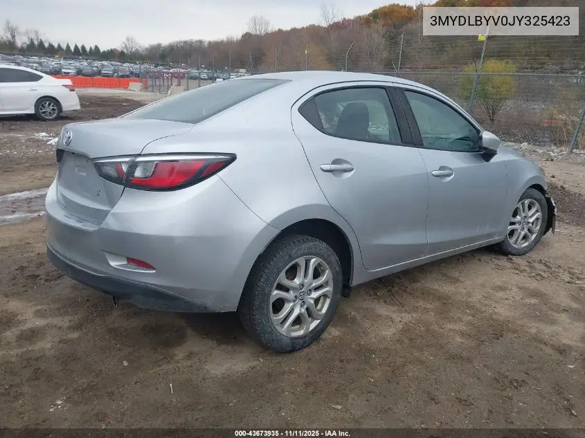 3MYDLBYV0JY325423 2018 Toyota Yaris Ia