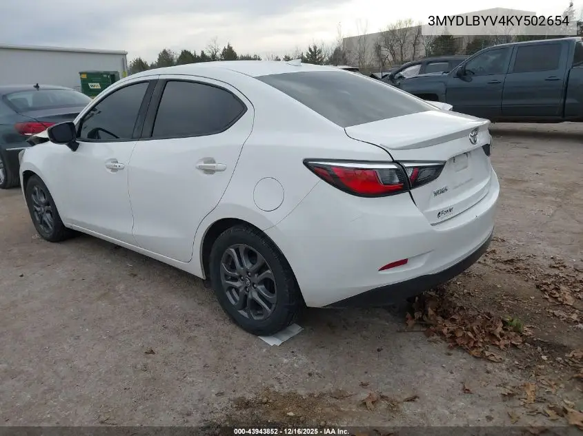 3MYDLBYV4KY502654 2019 Toyota Yaris Le