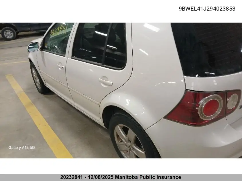 9BWEL41J294023853 2009 Volkswagen Golf City