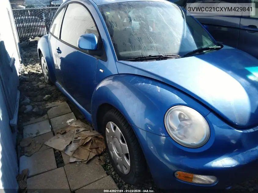 3VWCC21CXYM429841 2000 Volkswagen New Beetle Gls
