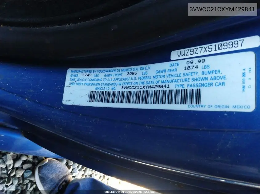 3VWCC21CXYM429841 2000 Volkswagen New Beetle Gls