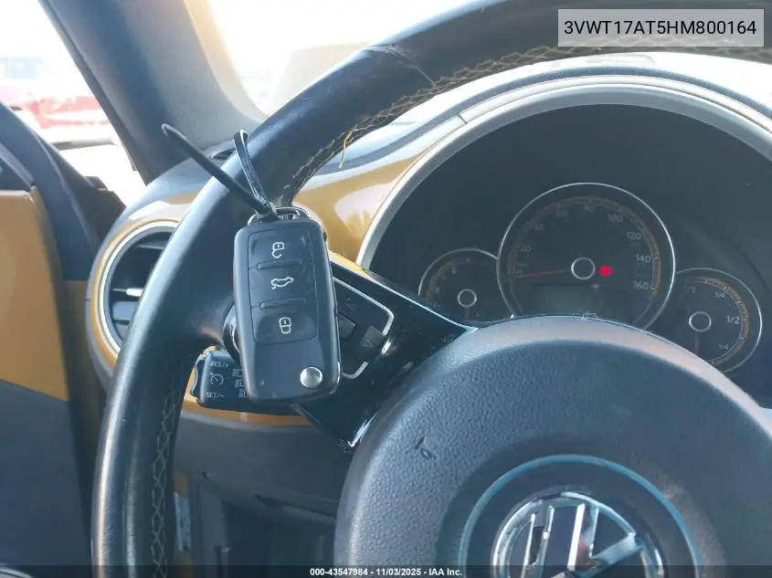 3VWT17AT5HM800164 2017 Volkswagen Beetle 1.8T Dune