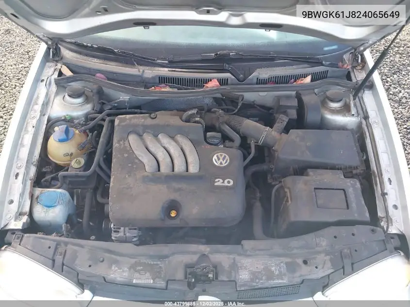 9BWGK61J824065649 2002 Volkswagen Golf Gls 2.0L