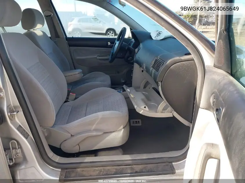 9BWGK61J824065649 2002 Volkswagen Golf Gls 2.0L