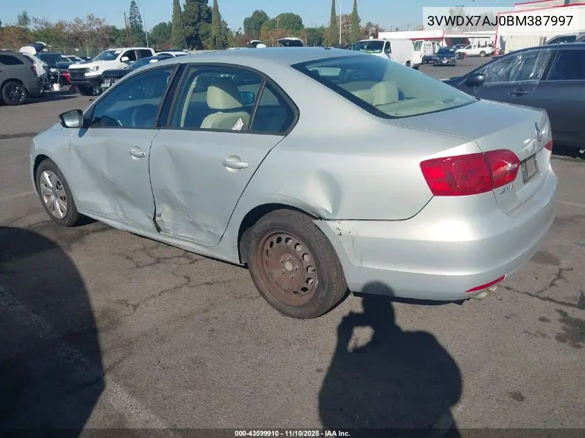 3VWDX7AJ0BM387997 2011 Volkswagen Jetta 2.5L Se
