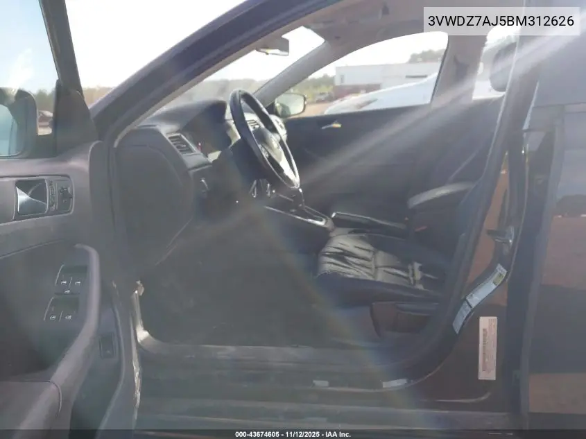 3VWDZ7AJ5BM312626 2011 Volkswagen Jetta 2.5L Se