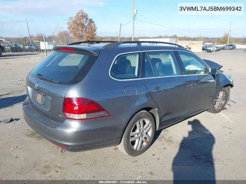 3VWML7AJ5BM699342 2011 Volkswagen Jetta Sportwagen 2.0L Tdi