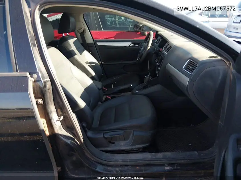 3VWLL7AJ2BM067572 2011 Volkswagen Jetta 2.0L Tdi