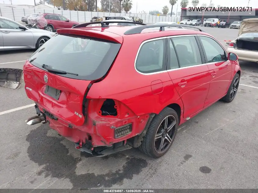 3VWPX7AJ5BM612671 2011 Volkswagen Jetta Sportwagen 2.5L Se