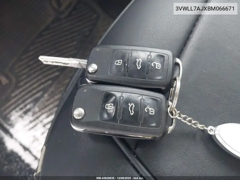 3VWLL7AJXBM066671 2011 Volkswagen Jetta 2.0L Tdi