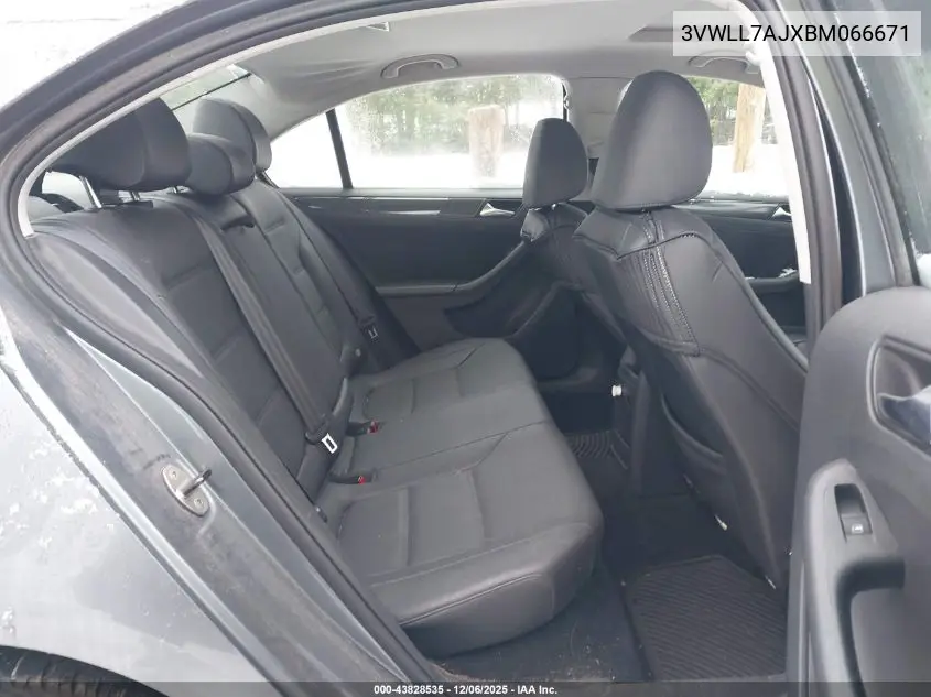 3VWLL7AJXBM066671 2011 Volkswagen Jetta 2.0L Tdi