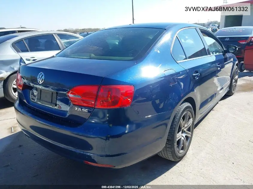 3VWDX7AJ6BM061332 2011 Volkswagen Jetta 2.5L Se