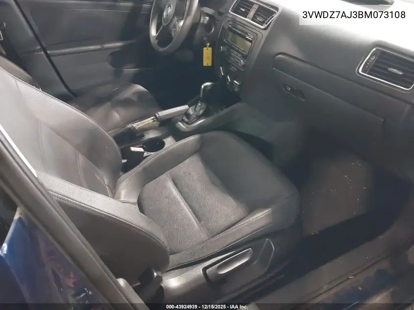 3VWDZ7AJ3BM073108 2011 Volkswagen Jetta 2.5L Se