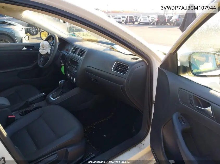 3VWDP7AJ3CM107944 2012 Volkswagen Jetta 2.5L Se