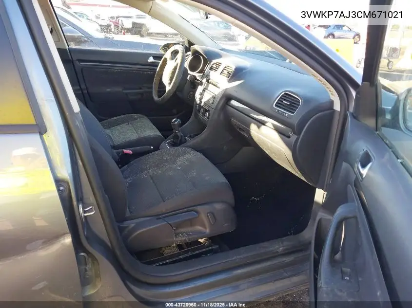 3VWKP7AJ3CM671021 2012 Volkswagen Jetta Sportwagen 2.5L S
