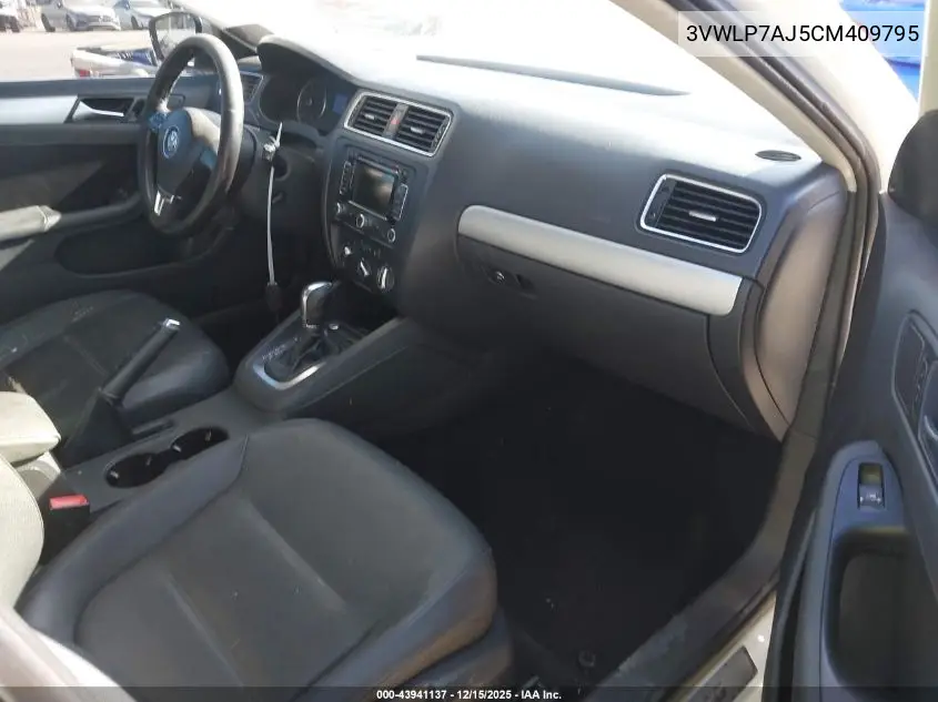 3VWLP7AJ5CM409795 2012 Volkswagen Jetta 2.5L Sel