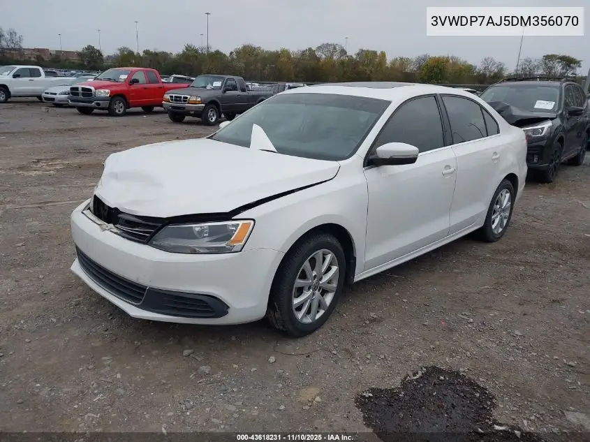 3VWDP7AJ5DM356070 2013 Volkswagen Jetta Se