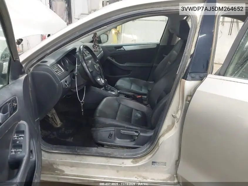 3VWDP7AJ5DM264652 2013 Volkswagen Jetta 2.5L Se