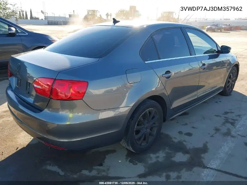 3VWDP7AJ3DM357962 2013 Volkswagen Jetta Se