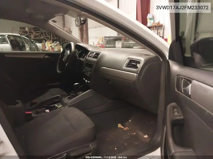 3VWD17AJ2FM233072 2015 Volkswagen Jetta 1.8T Se