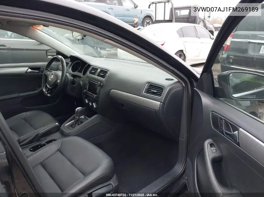 3VWD07AJ1FM269189 2015 Volkswagen Jetta 1.8T Se